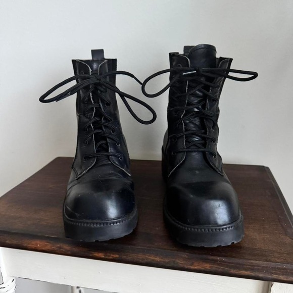 Y2K black leather short combat boot Size approx 7-7.5 lace up - Picture 2 of 7